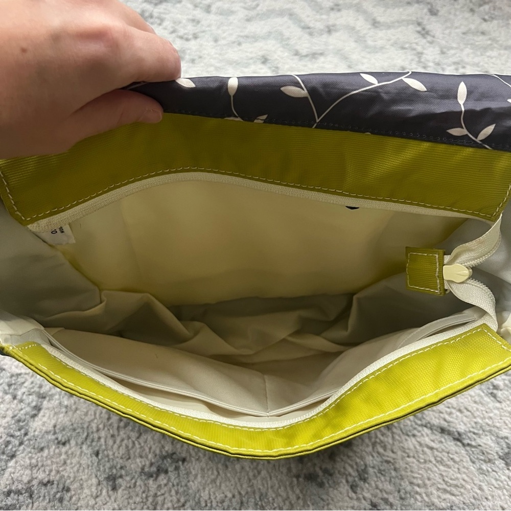 Sherpani Milli Crossbody Bag Nylon Messenger Bag Diaper Travel Bag Green/Blue - Picture 7 of 14